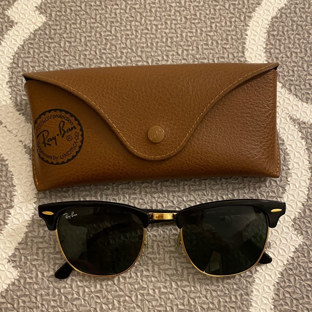 Black & Gold Rayban clubmaster classics Sunglasses